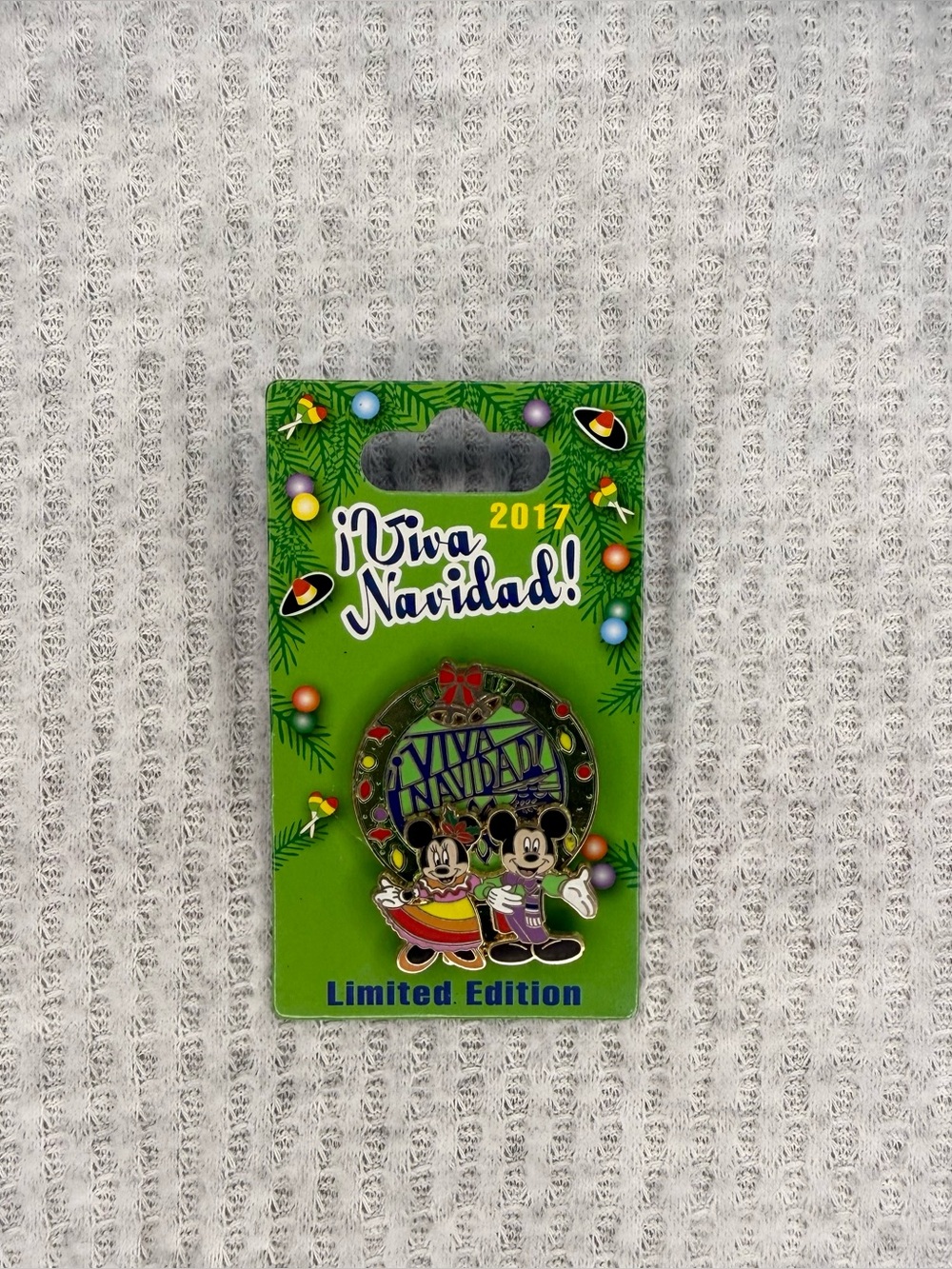 Limited Edition Viva Navidad Disney pin